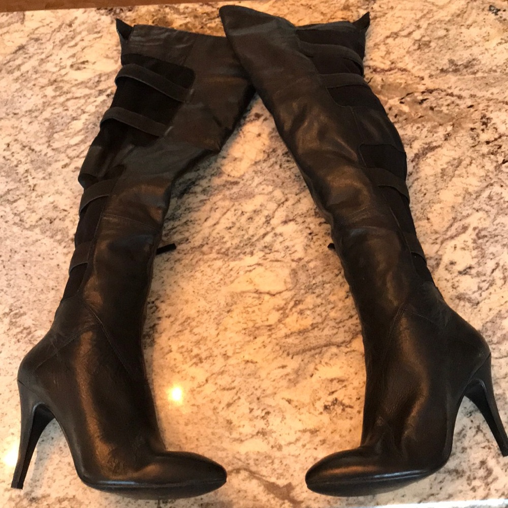 Leather B Makowsky thigh high boots